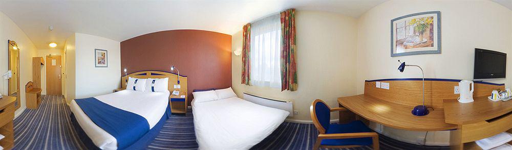Holiday Inn Express Birmingham - Castle Bromwich, An Ihg Hotel Exterior foto